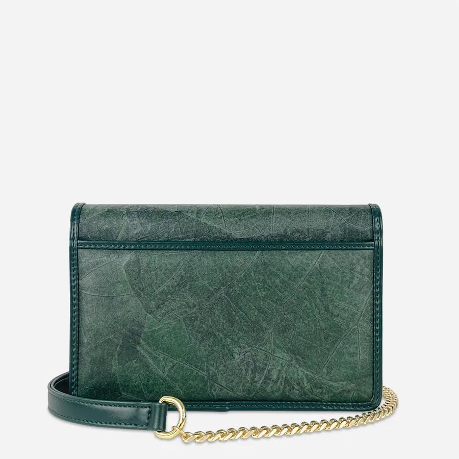 Vegan bag with chain made of leaves Margot Thamon