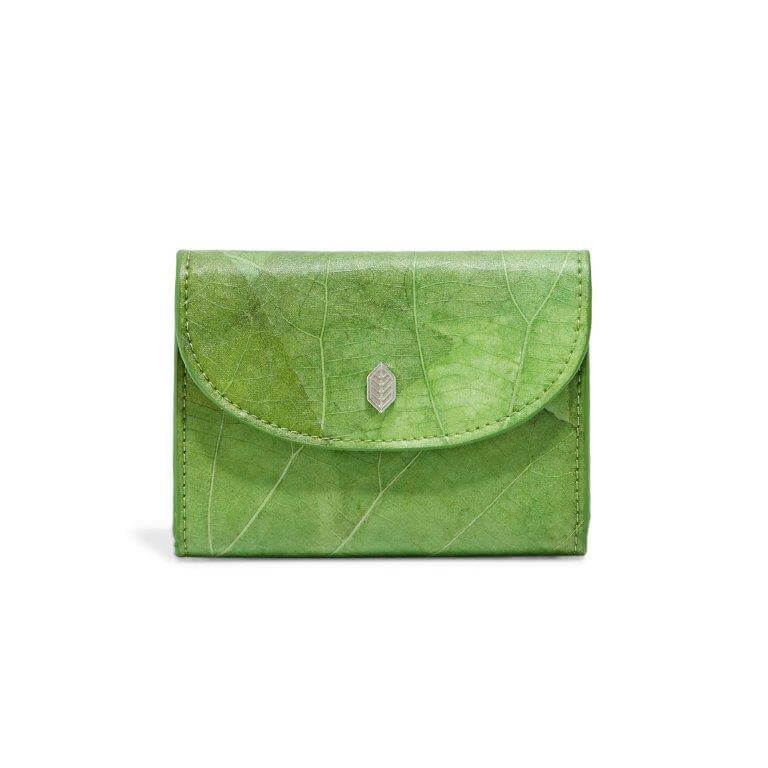 Vegan Wallets & Bags Made Of Leaves And Pinatex Velvety