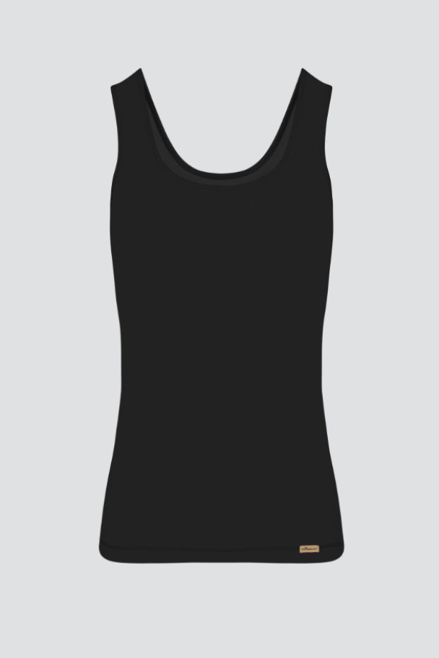 White & Black organic and fair-trade top by Comazo