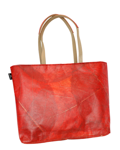 https://cdn.shopify.com/s/files/1/0674/9706/6816/files/Canva-MelbourneToteRed3.png?v=1748475265