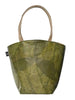 Green Tote Bag y Karuna Dawn Tree Tribe