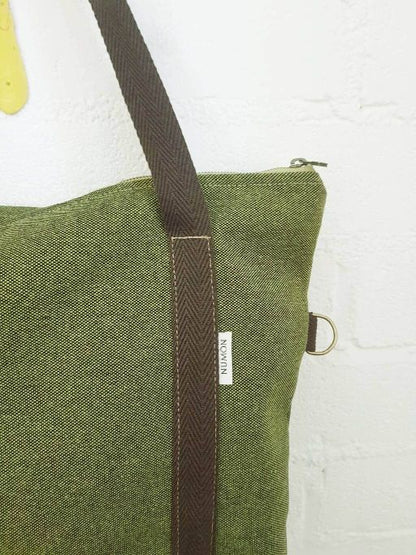 Upcycled Vegan Bag With Zip - Roses Numon