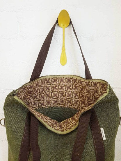 Upcycled Vegan Bag With Zip - Roses Numon