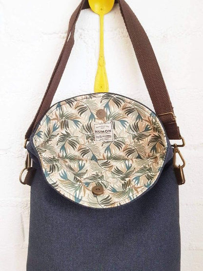 Upcycled vegan messenger bag - Stone Numon
