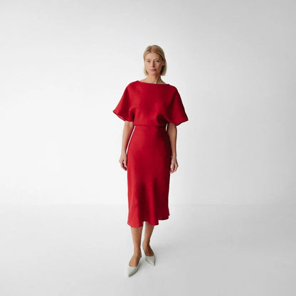 https://images.squarespace-cdn.com/content/v1/5994273337c5815907f65fce/2fcfdda3-1c44-4ca7-a6a9-d651e6fcc888/linen-dress-nako-1.jpg?format=2500w