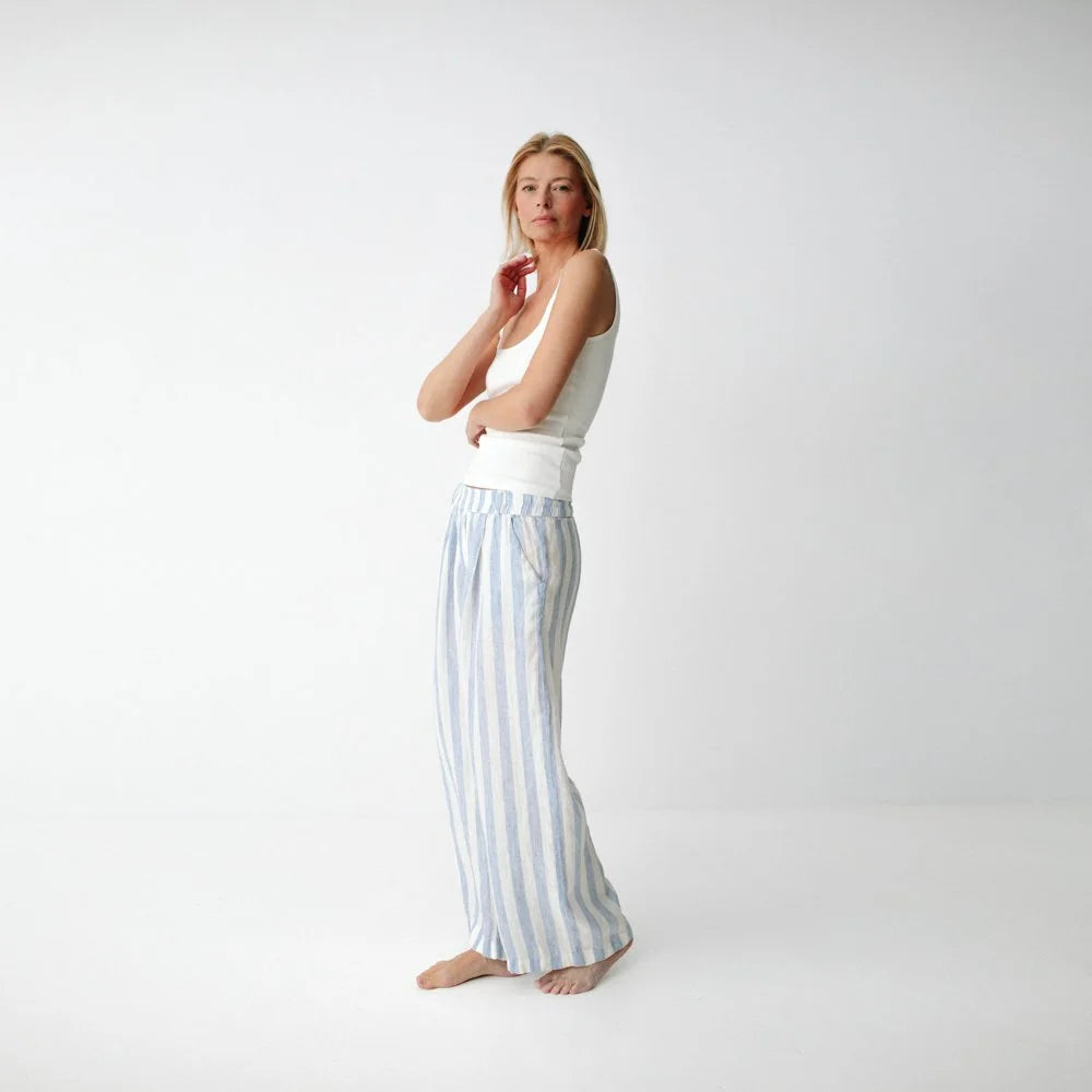 https://images.squarespace-cdn.com/content/v1/5994273337c5815907f65fce/71b09b13-c364-4370-8372-571ea90a09b3/linen-pants-stripes-blue-5.jpg?format=2500w