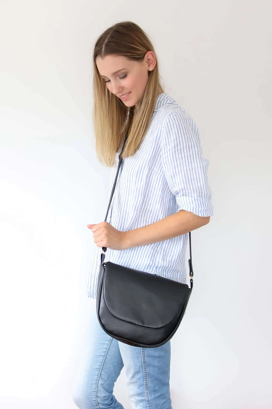 Alia - Cactus Leather Saddle Vegan Bag Velvet Heartbeat