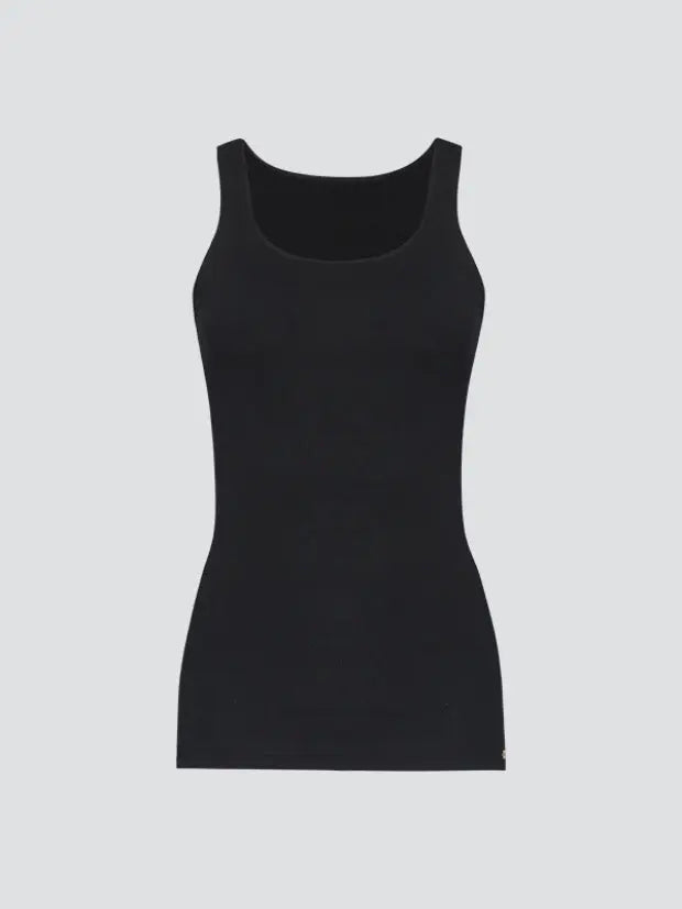 Black organic fair-trade top by Comazo Comazo