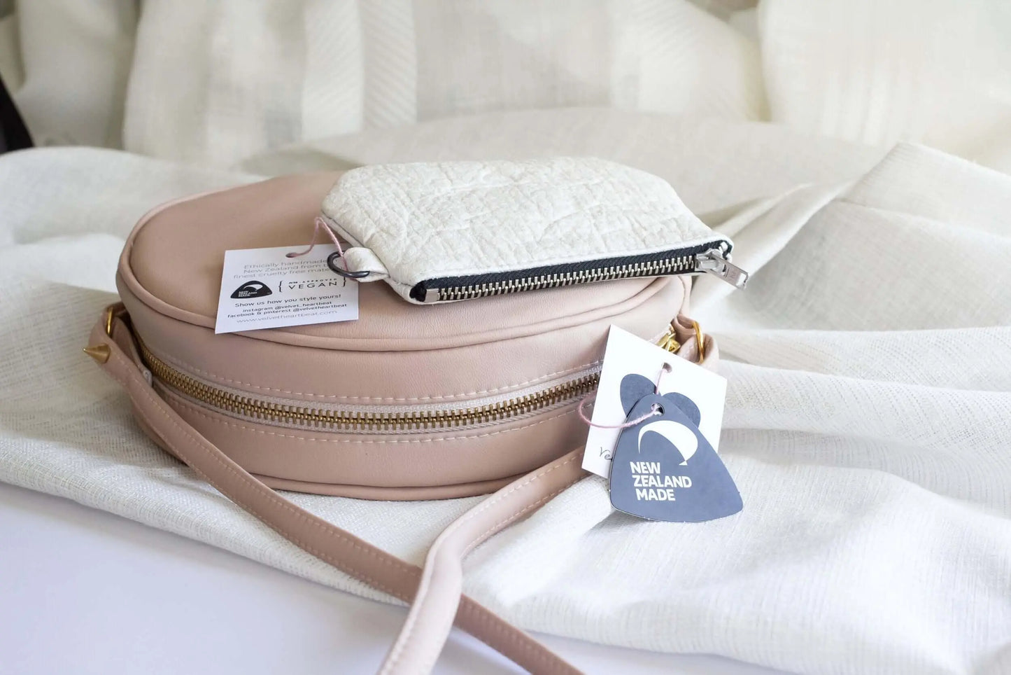 Chloë - Apple Leather Crossbody Vegan Bag Velvet Heartbeat