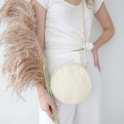 Chloë - Piñatex Crossbody Vegan Bag Velvet Heartbeat