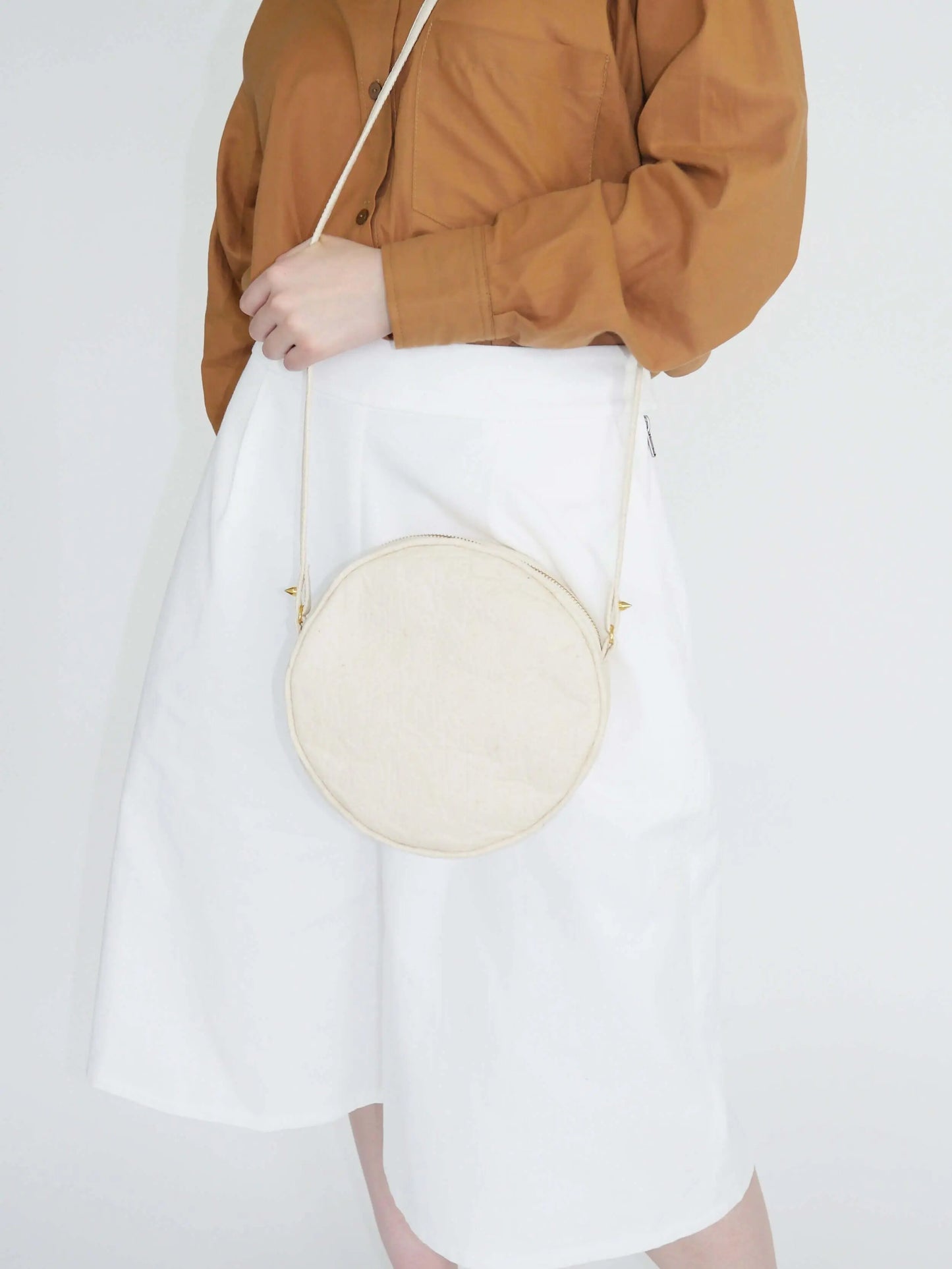 Chloë - Piñatex Crossbody Vegan Bag Velvet Heartbeat