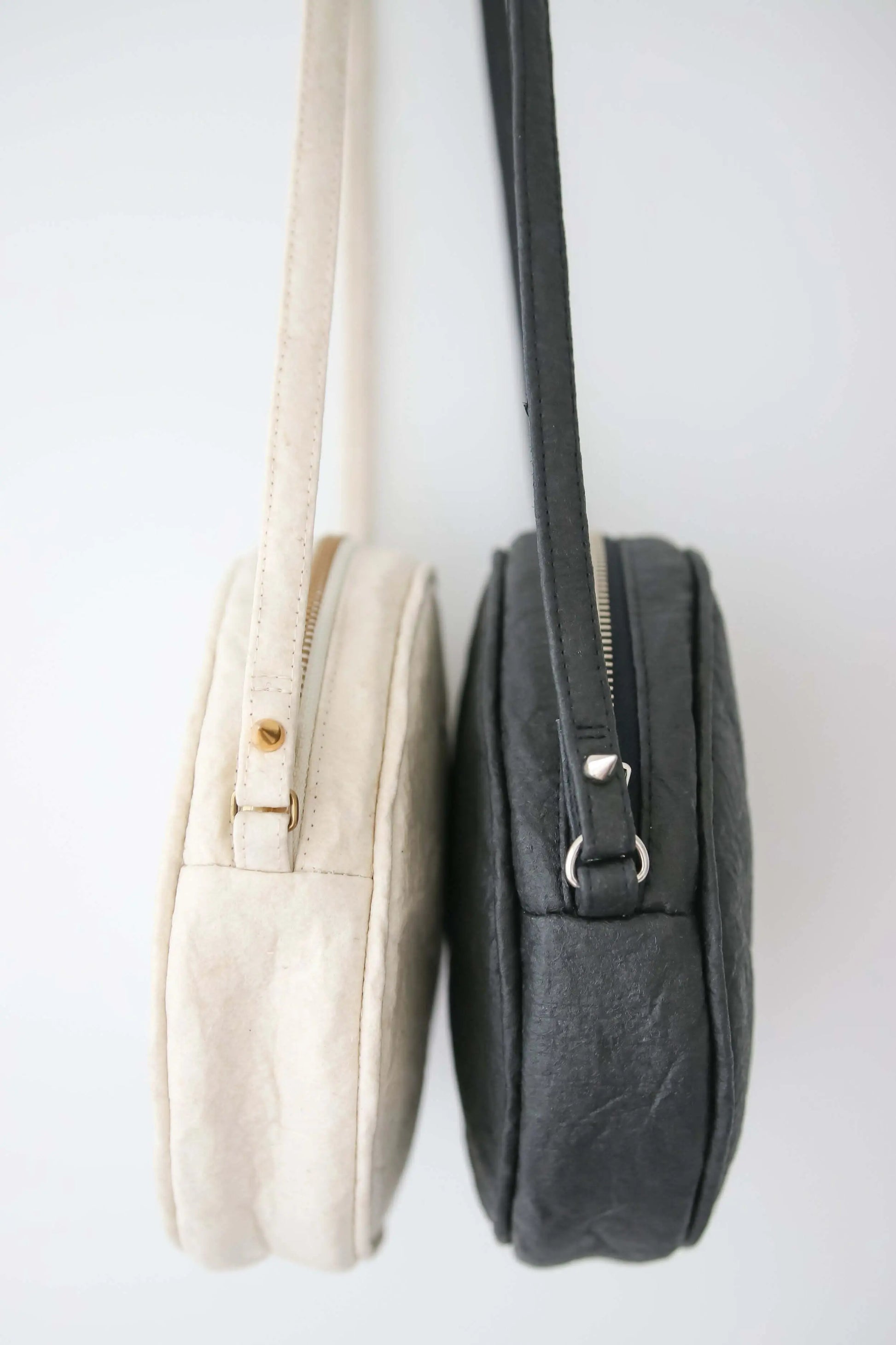 Chloë - Piñatex Crossbody Vegan Bag Velvet Heartbeat