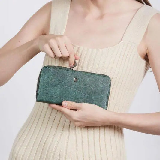 Green Leaf leather large Zip Wallet Thamon
