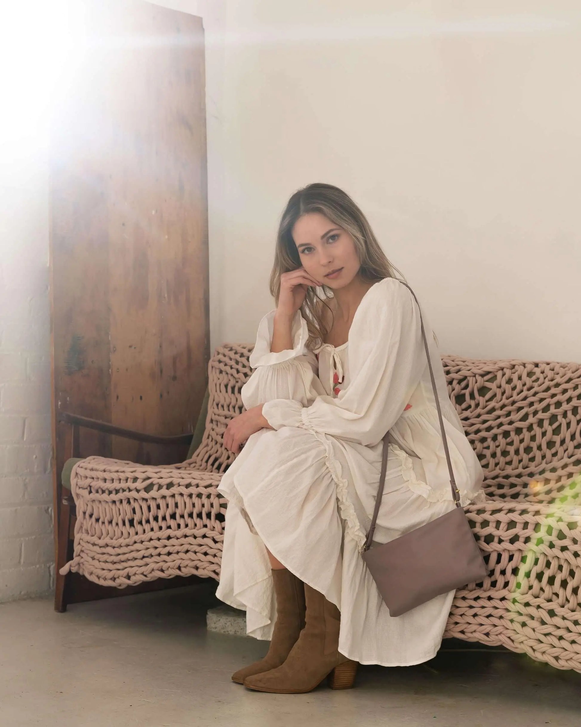 Paz - Apple Leather Crossbody Vegan Bag Velvet Heartbeat