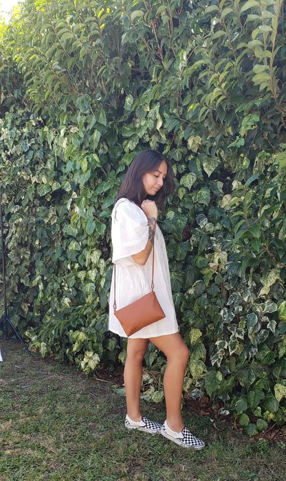 Paz - Apple Leather Crossbody Vegan Bag Velvet Heartbeat