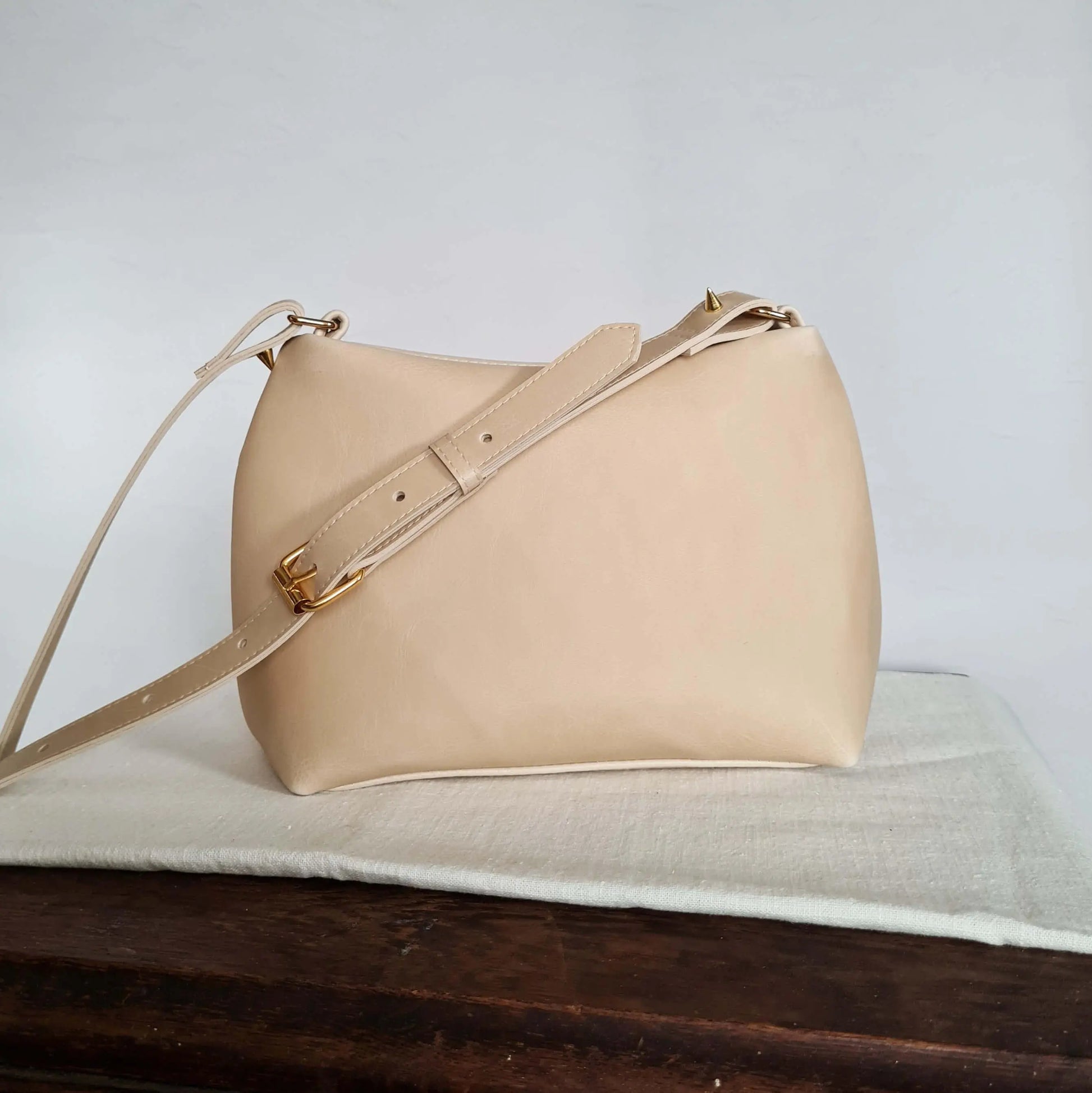 Sofía - Corn Leather Vegan Bag Velvet Heartbeat