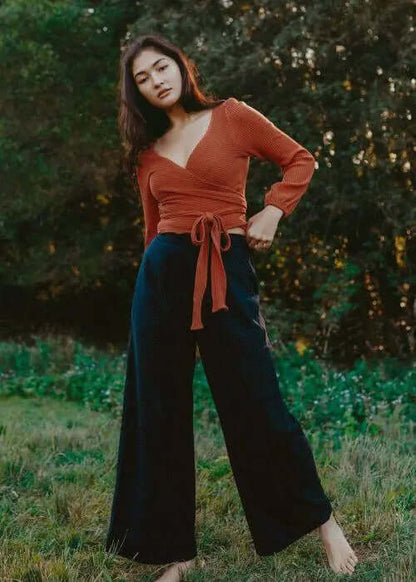 The Lost Tencel Pant Navy by Tasi Travels Tasi Travels