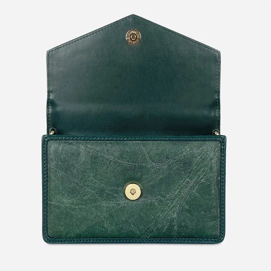 Vegan bag with chain made of leaves Margot Thamon