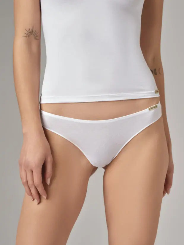 White organic cotton string by Comazo Comazo